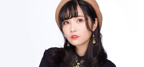 美女主持人-小刀