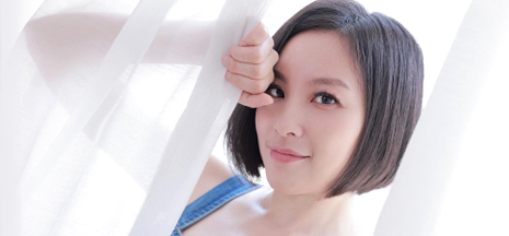 活中英日主持NINA